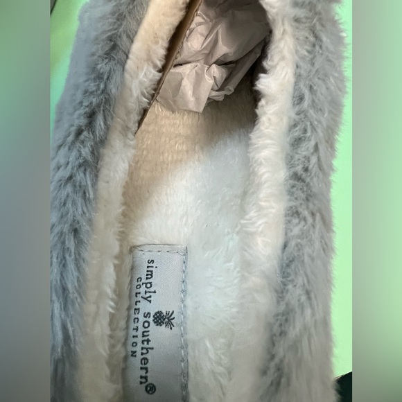 Simply Southern - Slippers - NWT - M-L Teal/White - Football -Soft Nicely Padded - Picture 9 of 10